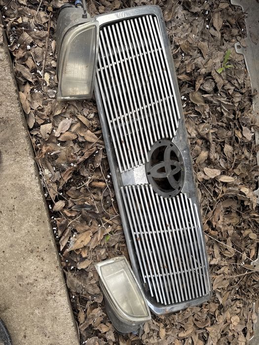 Продам решотку прадо 120 + туманки