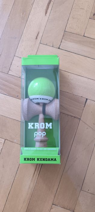 Kendama Krom  pop