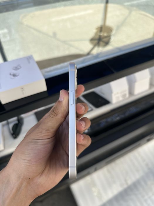 iPhone 13 srochniy sotiladi