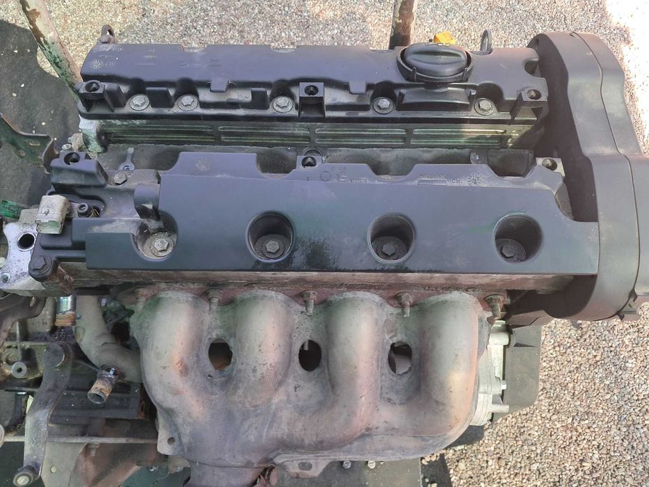 Peugeot 206 CC, motor 2.0 benzina, cutie viteze.