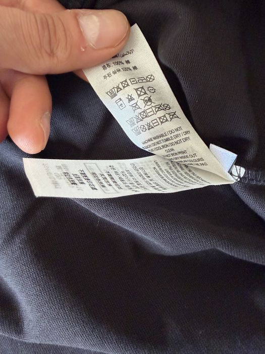 Tricou negru Burberry, bumbac 100%, logo brodat pe partea din fata, masura M, fara eticheta