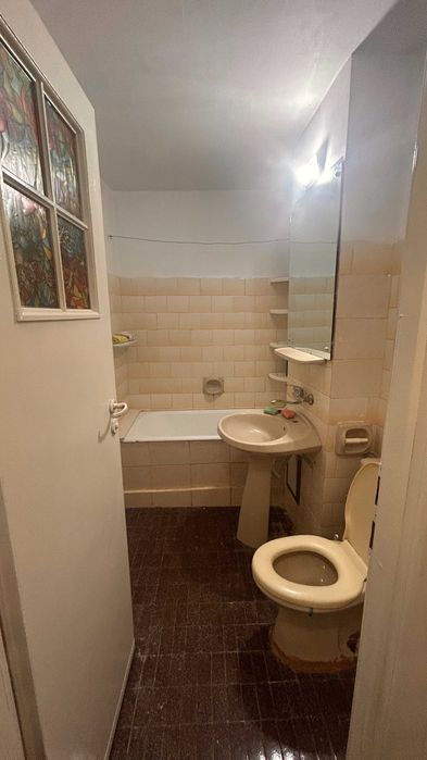 Persoană fizică, închiriez apartament cu 2 camere în Constanța, pe strada Dionisie cel Mic