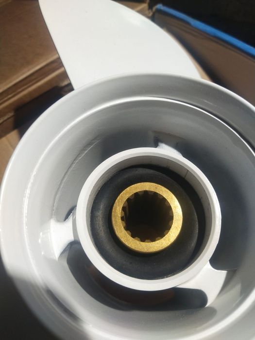 Винт на лодочный мотор ямаха