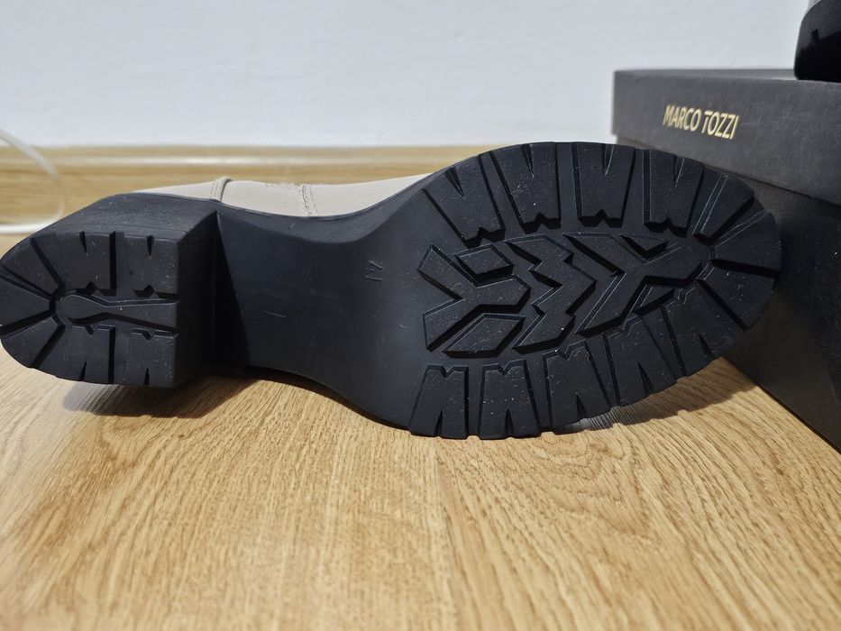 Дамски боти // чисто нови