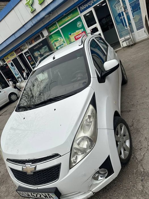 Продается машина спарк