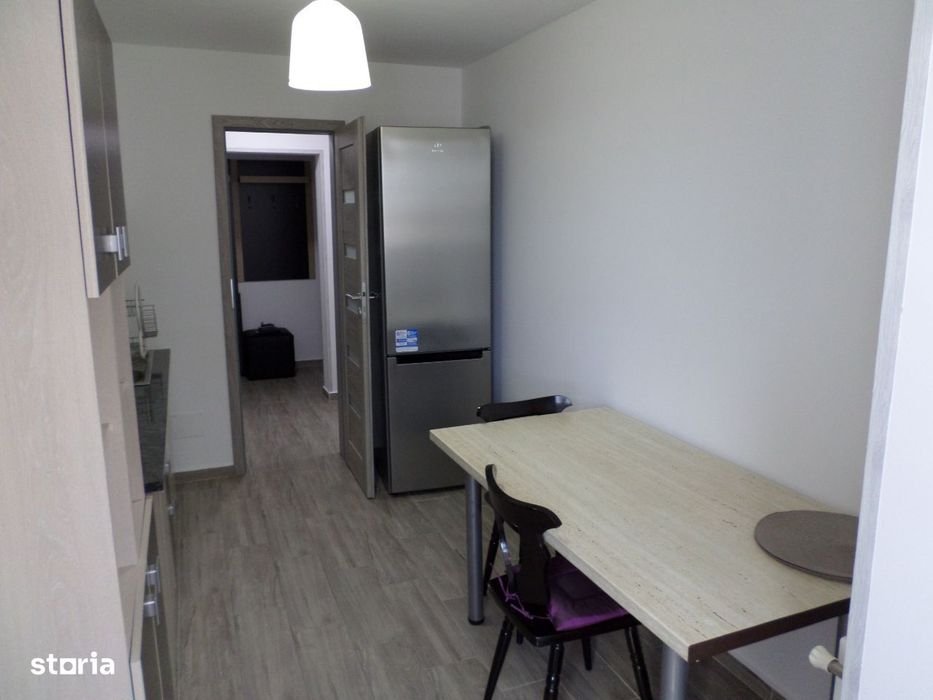 Apartament 3 camere de inchiriat in Ploiesti, zona 9 Mai