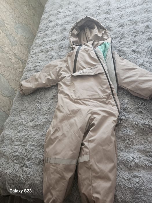 Продам детский комбинезон возраст 4,5 лет