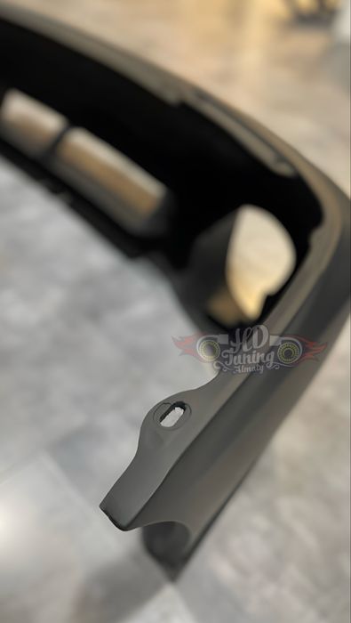 Бампер передний Subaru Outback BG/BD