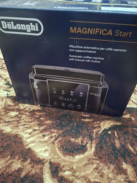 Кофемашинка Delonghi
