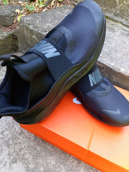Дамски маратонки Nike