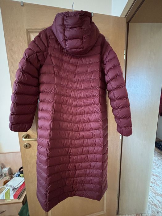 Дълго дамско яке от Mountain Warehouse