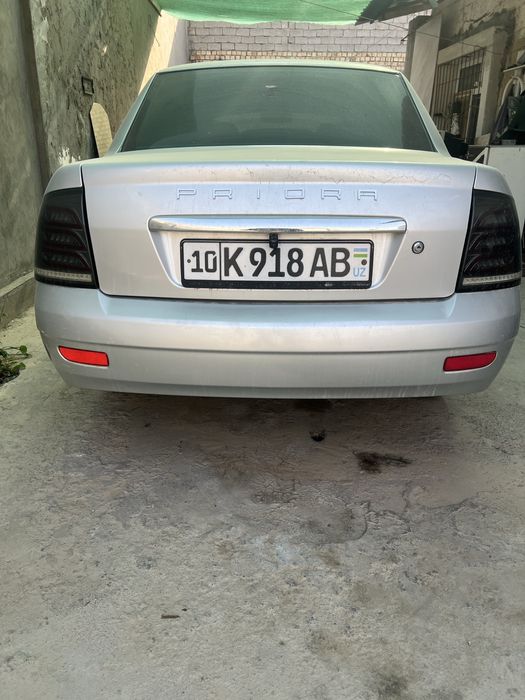 продам срочно приору