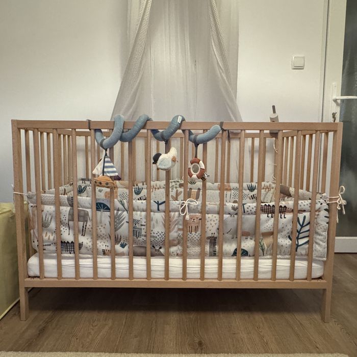 Patut pentru copii IKEA SNIGLAR + saltea KRUMMELUR