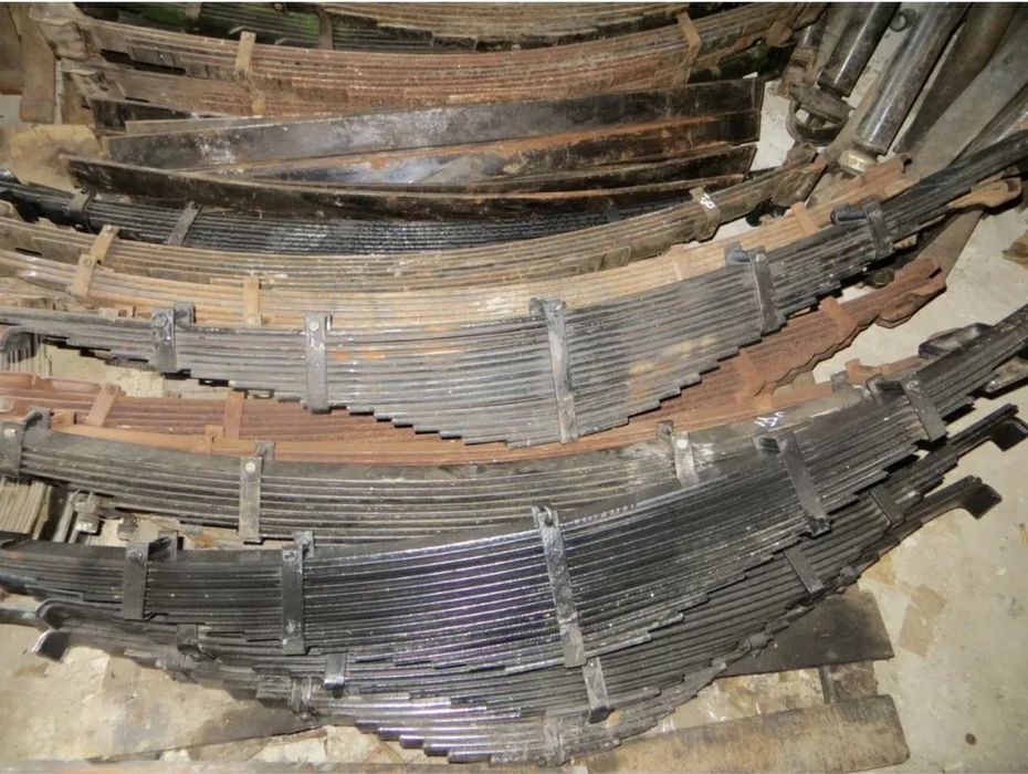 Рессоры уаз, кузова двери моторы коробки супорта кабины спайсера мосты