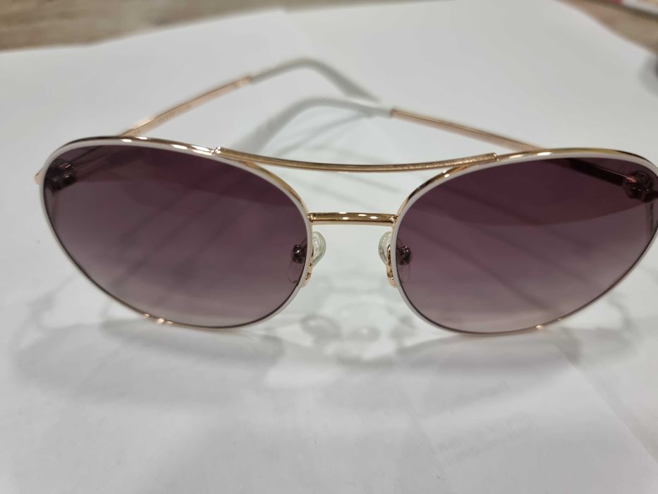 Дамски слънчеви очила Guess