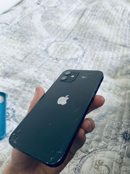 iPhone 12 АКБ 76%