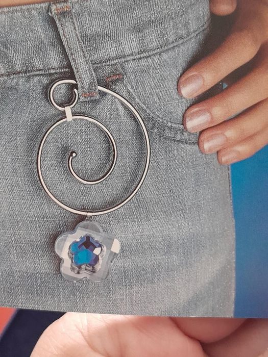 Swarovski наво ..