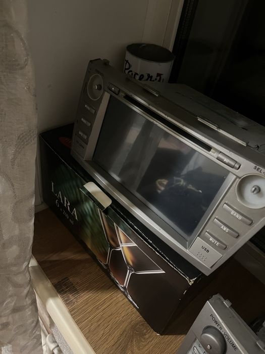 Магнитола.