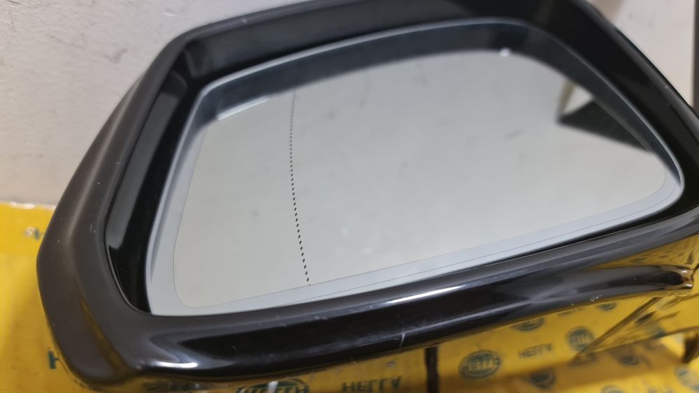 Oglinda stanga camera triunghi heliomata BMW 5 f10 f11 facelift lci