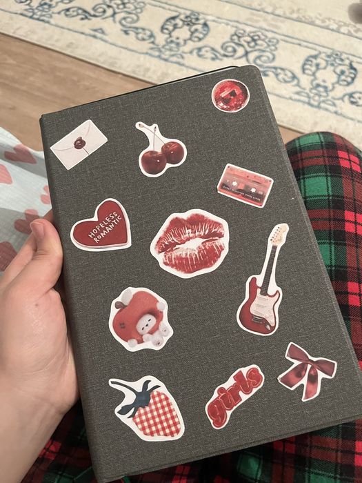 Планшет с клавиатурой для учебы