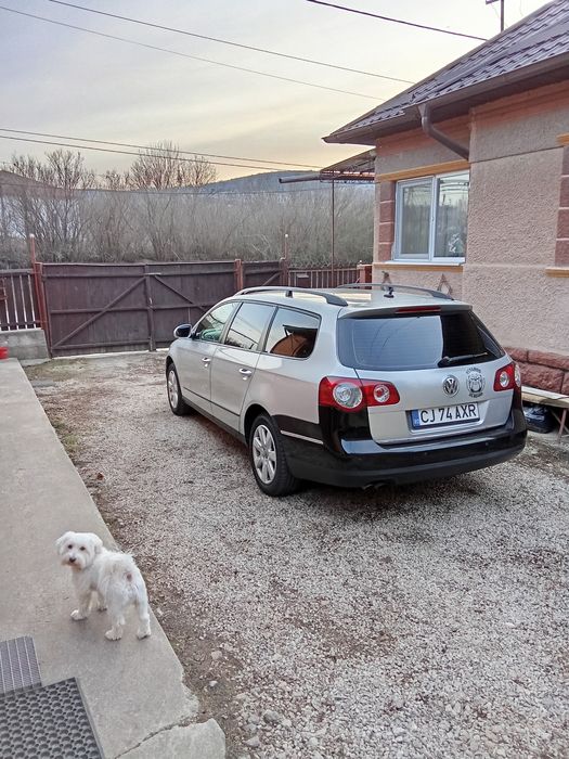 Se vând două passate B 6