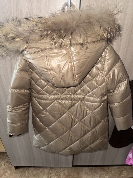 Куртка для девочки новая