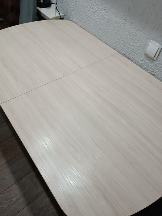 Продам стол со стульями