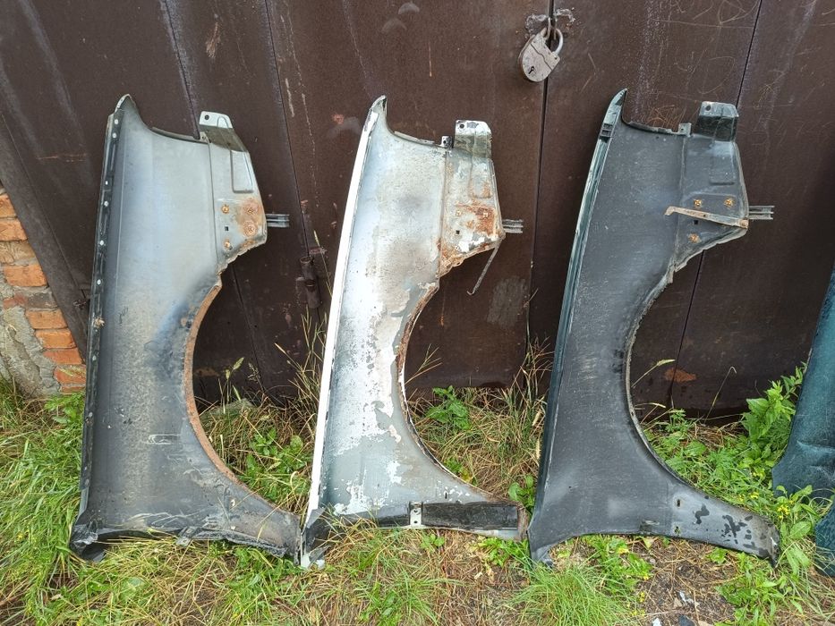 Передние крылья Ауди б3 и  б4