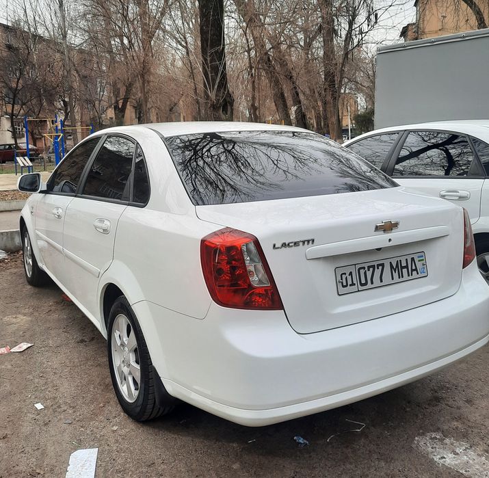 Gentra sotiladi top toza