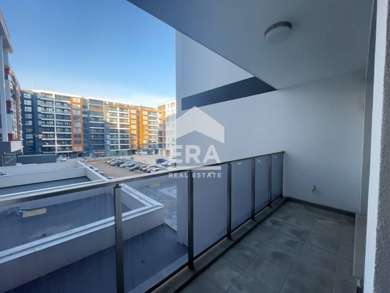 Продава се Тристаен апартамент в Кърджали, Център - 110 кв.м за 1046 €/кв.м - Снимка #10