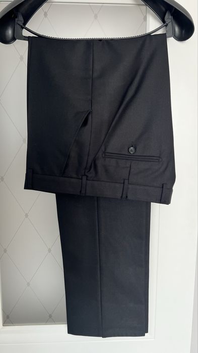 Продам костюм в хорошем состояние