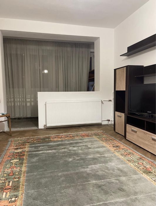 Inchiriez 2 camere crangasi constructorilor accept animalute