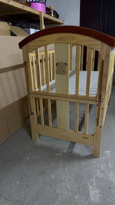 Детская кровать в хорошем состоянии