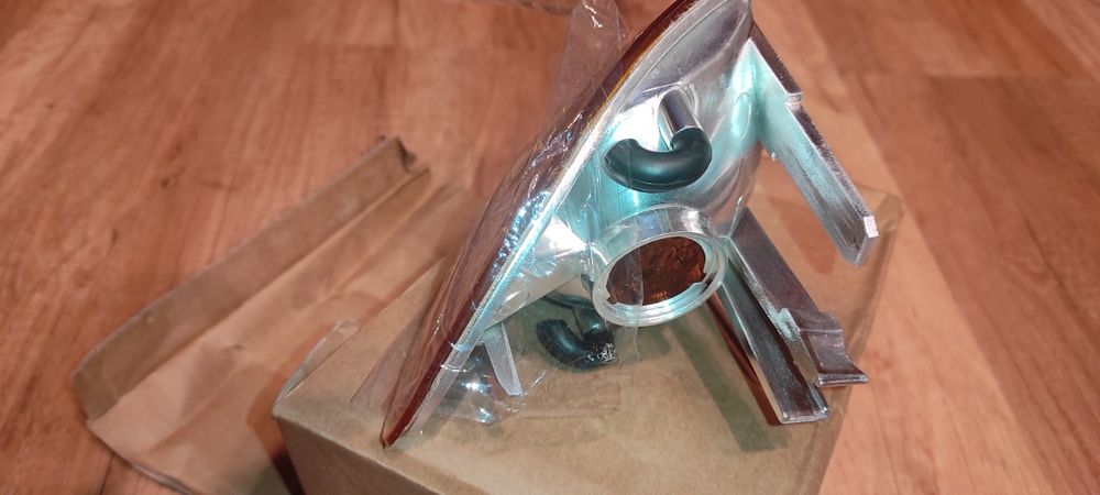 Жълт мигач за БМВ е 46 преди фейса