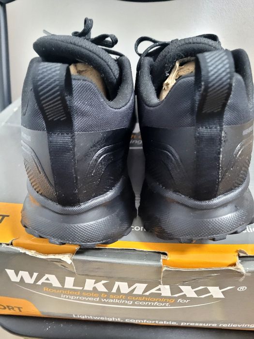 Pantofi sport marca Adidas