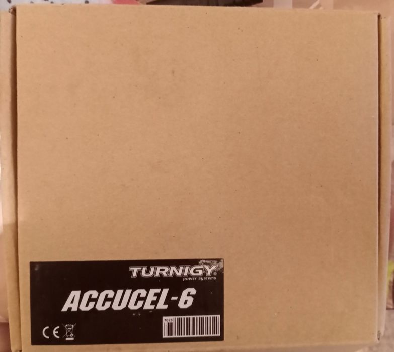 Универсальная зарядка аккумуляторов.