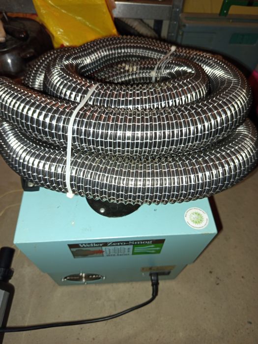 Пречиствател на въздух при запояване на техника  Професионален