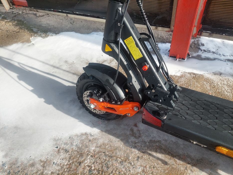 Продам электросамокат joyor t10 s
