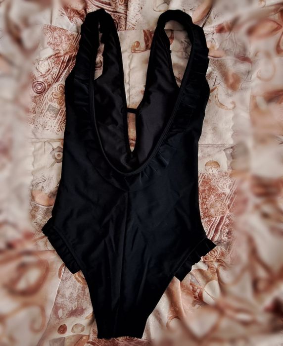 Секси черен цял бански