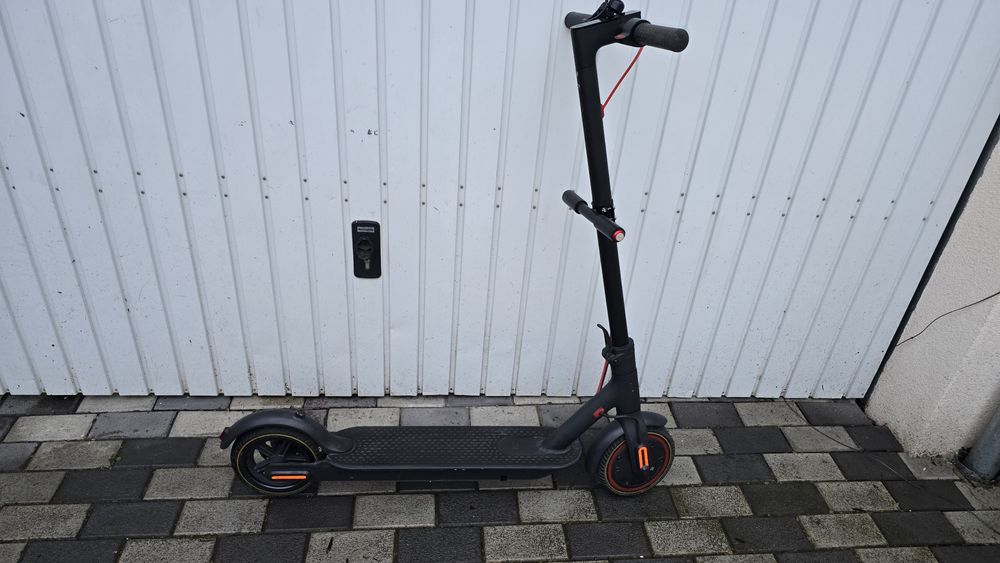 Trotineta Xiaomi Mijia M365 Pro