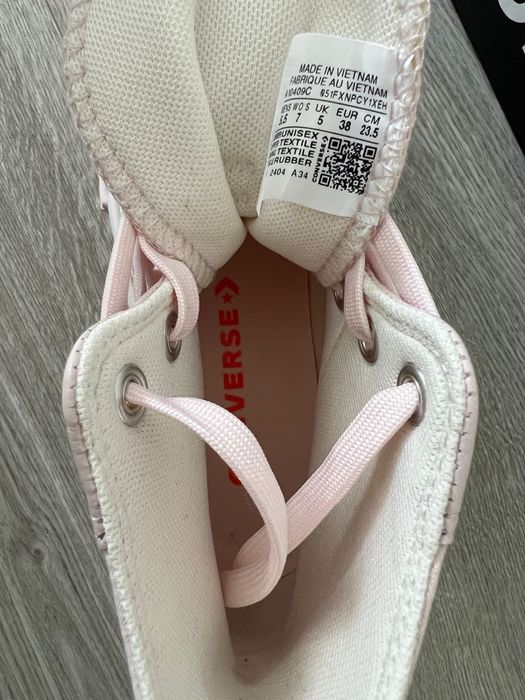 Vand tenesi Converse