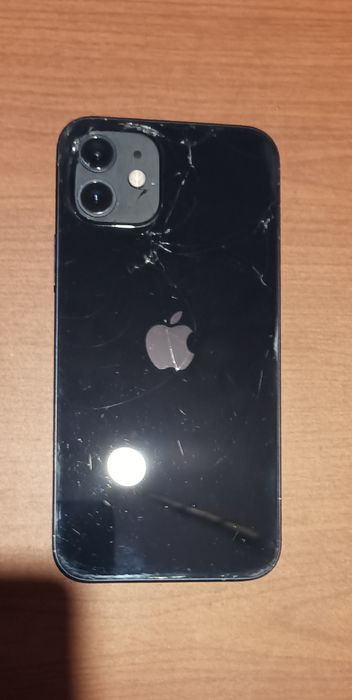 Vand urgent iPhone 12