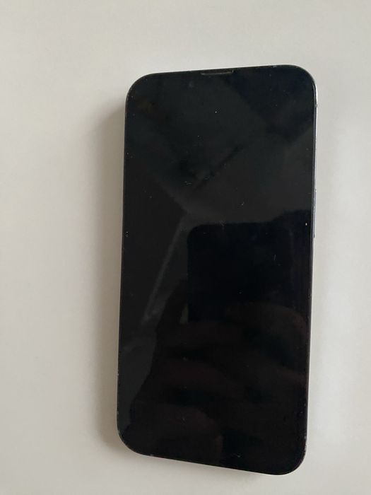 Vand iphone 13 pro pentru piese