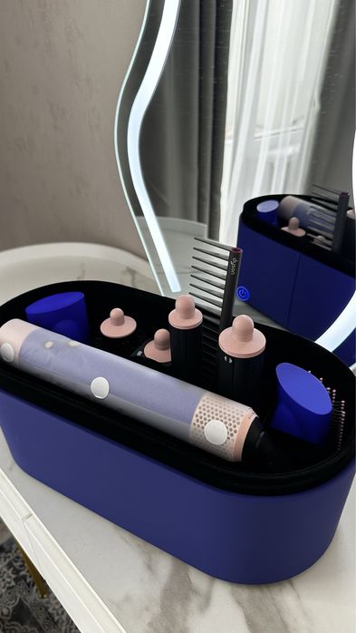 Dyson стайлер,расческа в подарок