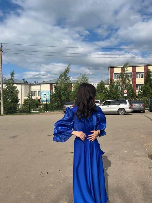 продам платье 40-42 размер