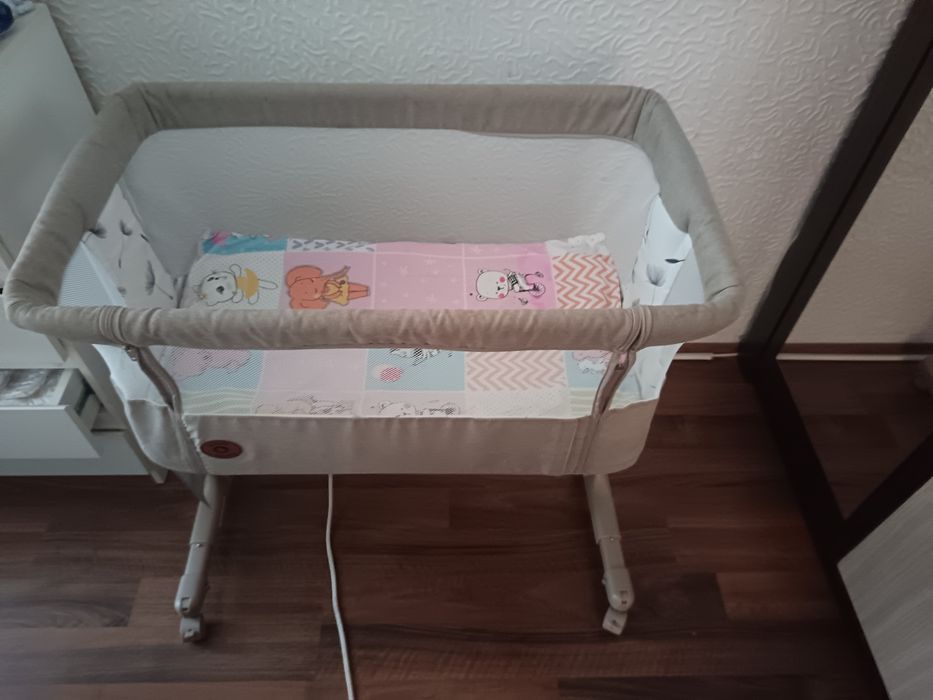 Vând Co slleper Lionelo