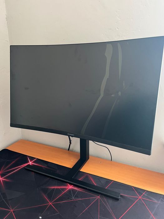 МОНИТОР HUAWEI 27'' MATEVIEW GT CURVED 53060444 XWU-CBA счупен дисплей