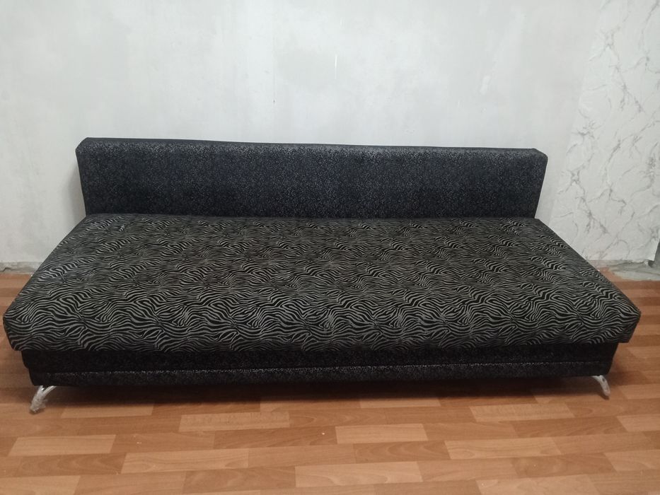 Отдам диван бесплатно