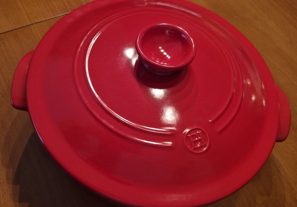 Emile Henry Тенджера с капак ROUND STEWPOT + подарък