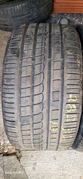 285/35/19 Pirelli P Zero Rosso